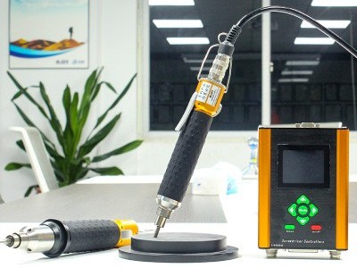 伺服電批加上機(jī)器人視覺，究竟是什么效果？-堅(jiān)豐股份